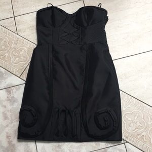 Leifsdottir strapless dress